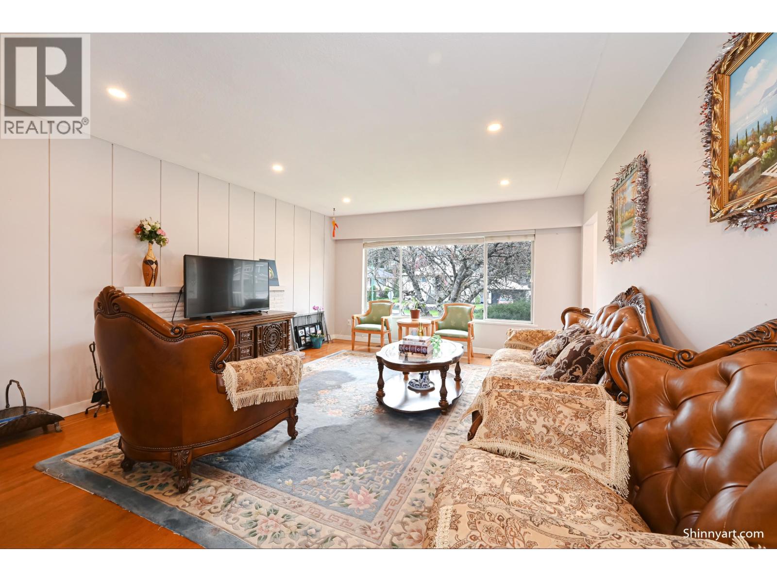 4708 Westlawn Drive, Burnaby, British Columbia  V5C 3R3 - Photo 3 - R3108712