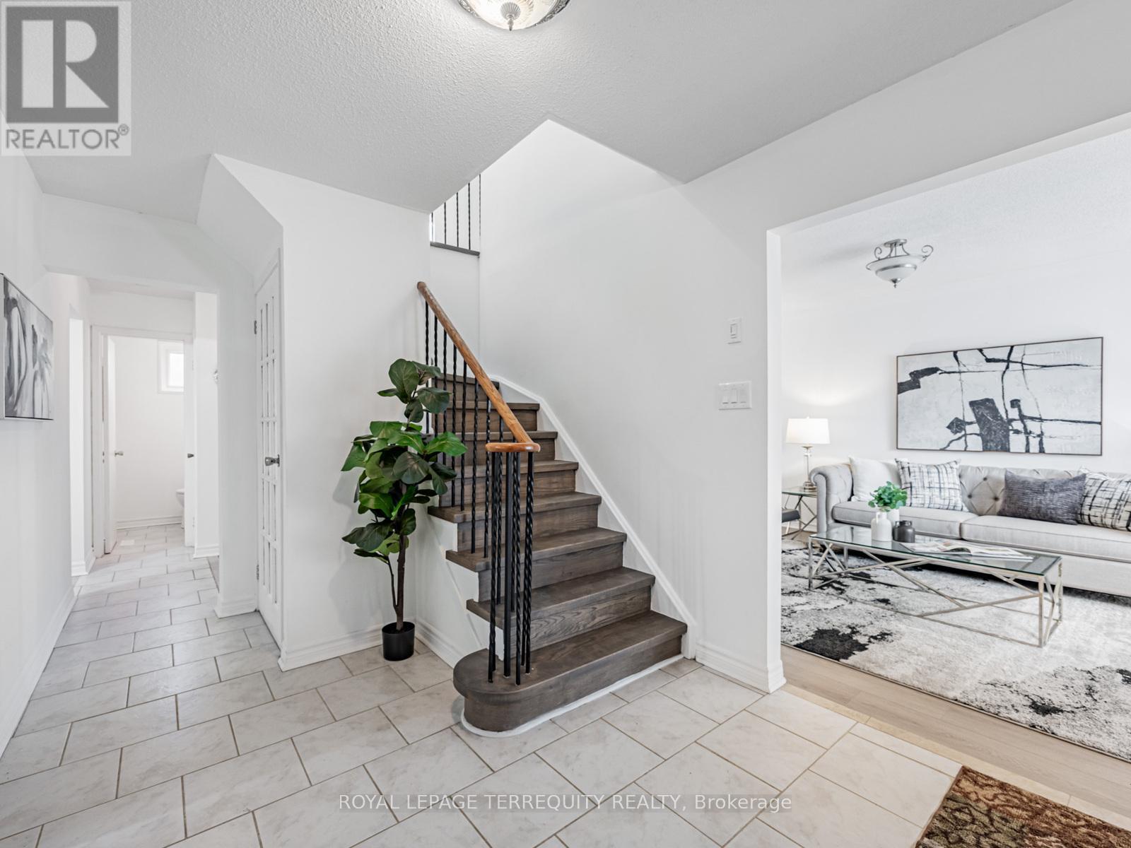 1858 Shadybrook Drive, Pickering, Ontario  L1V 3A8 - Photo 13 - E13031200