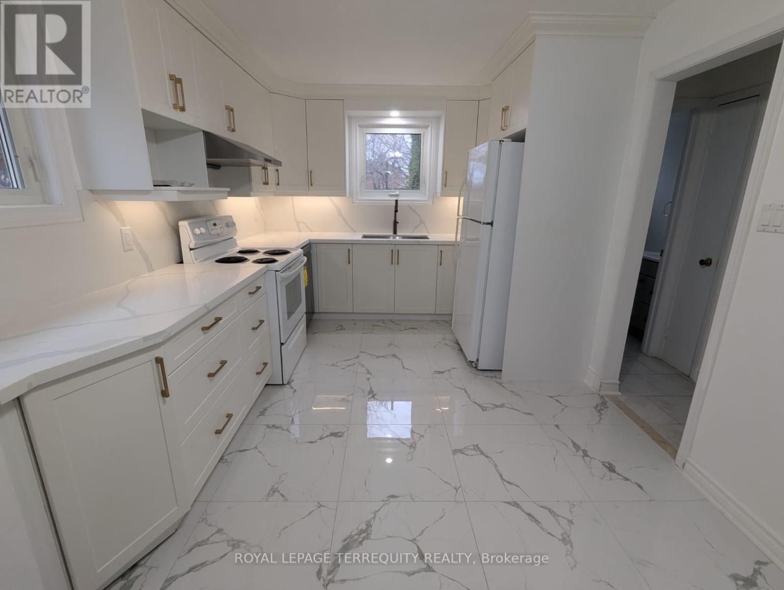 1858 Shadybrook Drive, Pickering, Ontario  L1V 3A8 - Photo 6 - E13031200