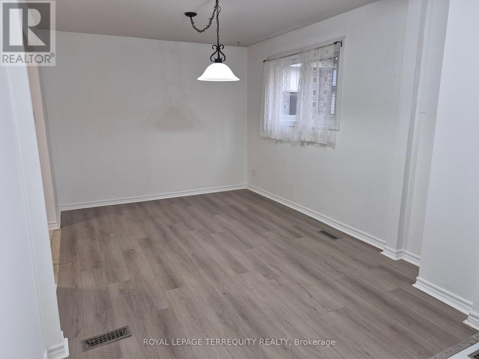 1858 Shadybrook Drive, Pickering, Ontario  L1V 3A8 - Photo 8 - E13031200