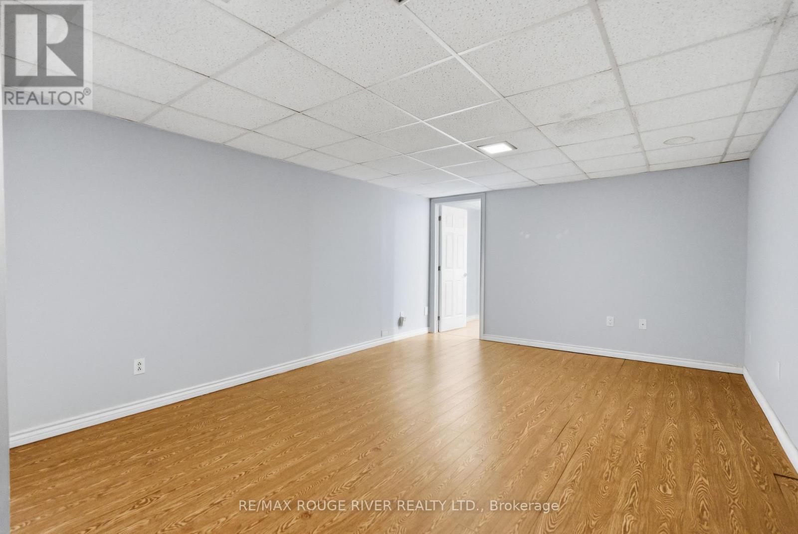 557 Shakespeare Avenue, Oshawa, Ontario  L1H 3H5 - Photo 14 - E13031212