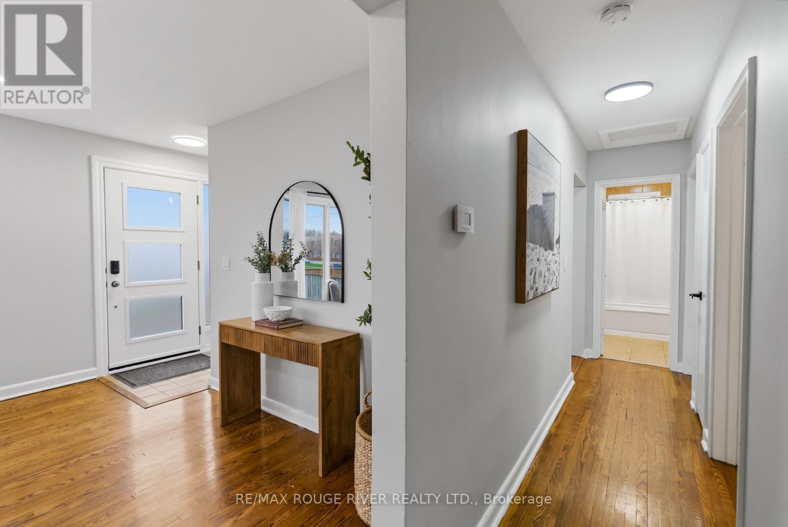 557 Shakespeare Avenue, Oshawa, Ontario  L1H 3H5 - Photo 7 - E13031212