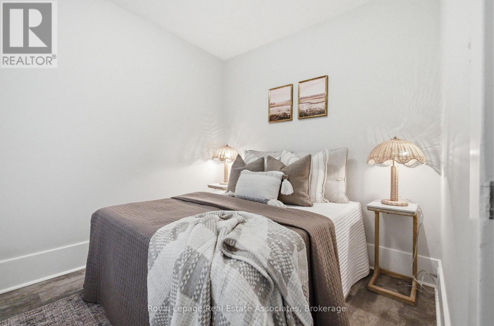 26 Arlington Avenue, Oshawa, Ontario  L1G 2N4 - Photo 17 - E13031236