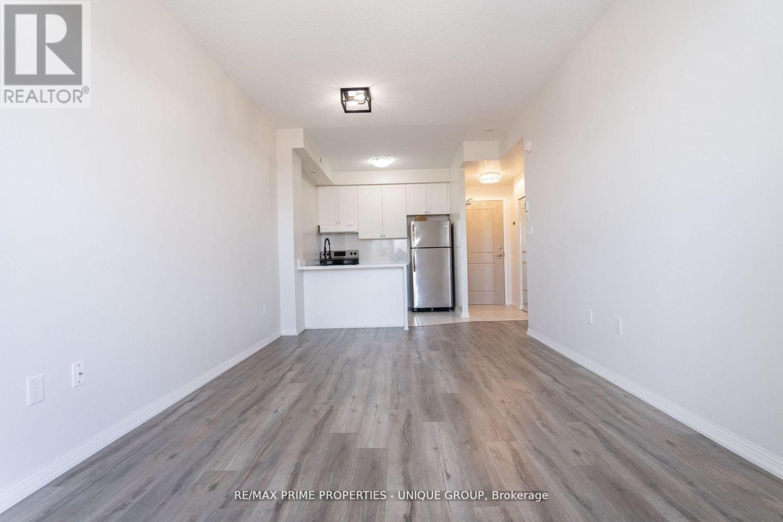 315 - 80 Aspen Springs Drive, Clarington, Ontario  L1C 4Y2 - Photo 9 - E13031248