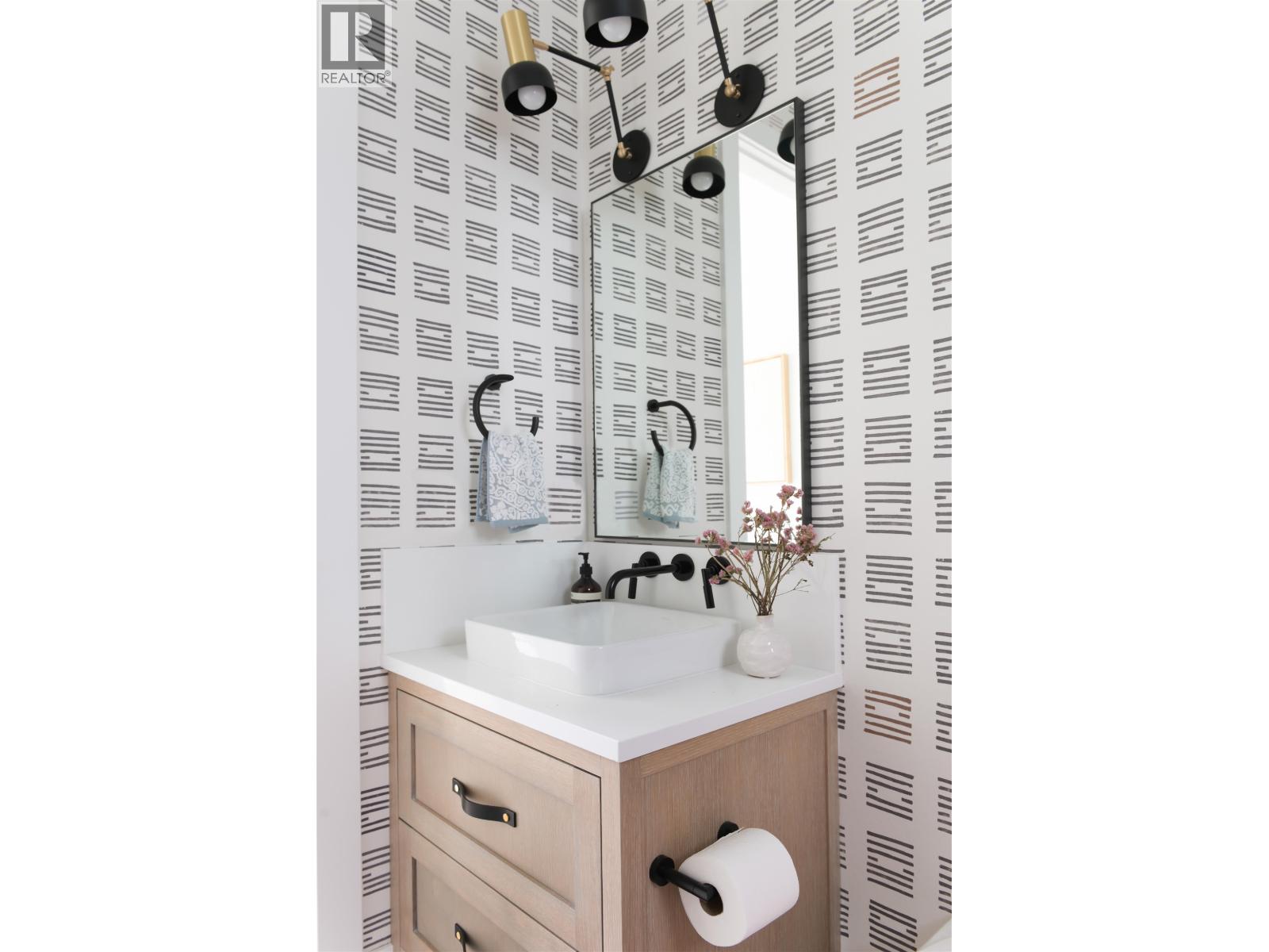 2804 W 34th Avenue, Vancouver, British Columbia  V6N 2J6 - Photo 16 - R3114555