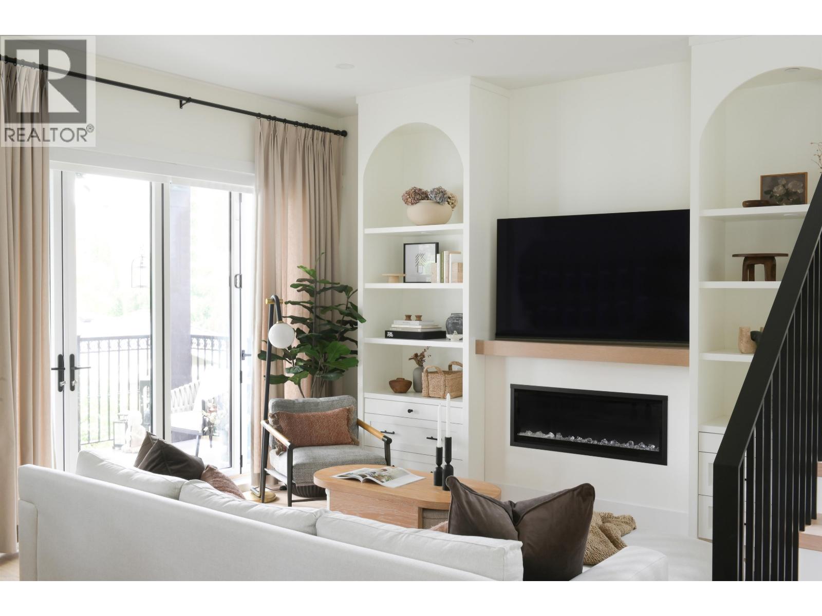 2804 W 34th Avenue, Vancouver, British Columbia  V6N 2J6 - Photo 6 - R3114555