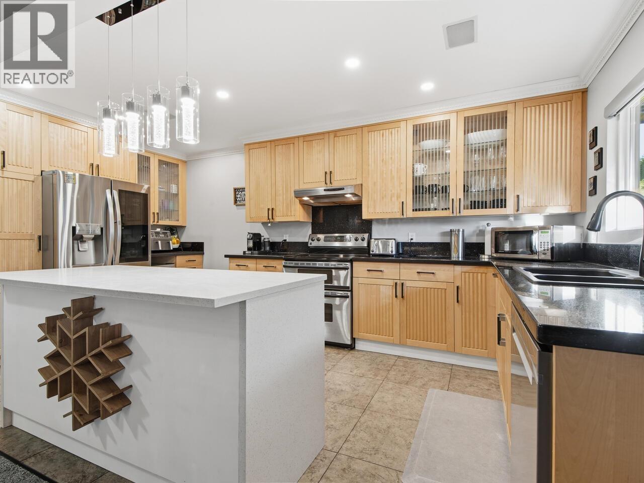 532 W 23 Street, North Vancouver, British Columbia  V7M 2B9 - Photo 5 - R3114561