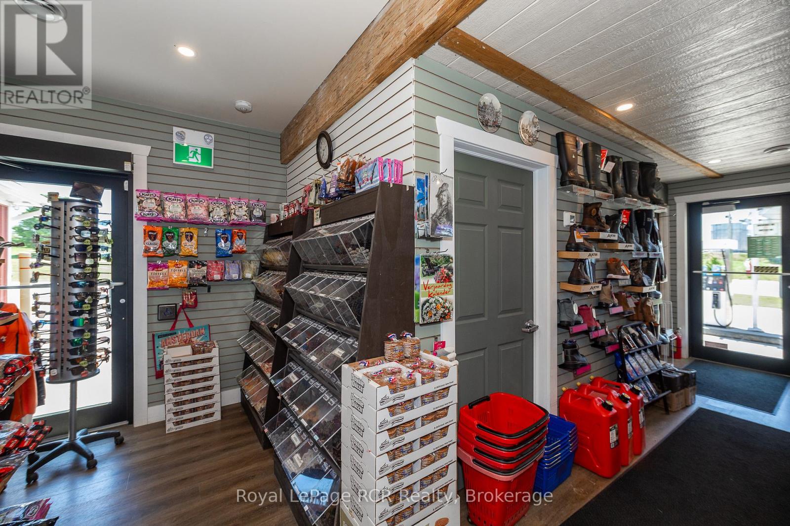 177569 Grey 18 Road, Georgian Bluffs, Ontario  N4K 5N5 - Photo 14 - X13031240