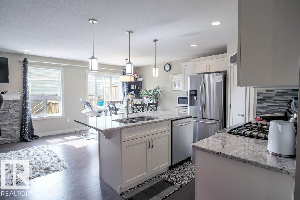 16619 14 Av Sw, Edmonton, Alberta  T6W 3C3 - Photo 10 - E4483522