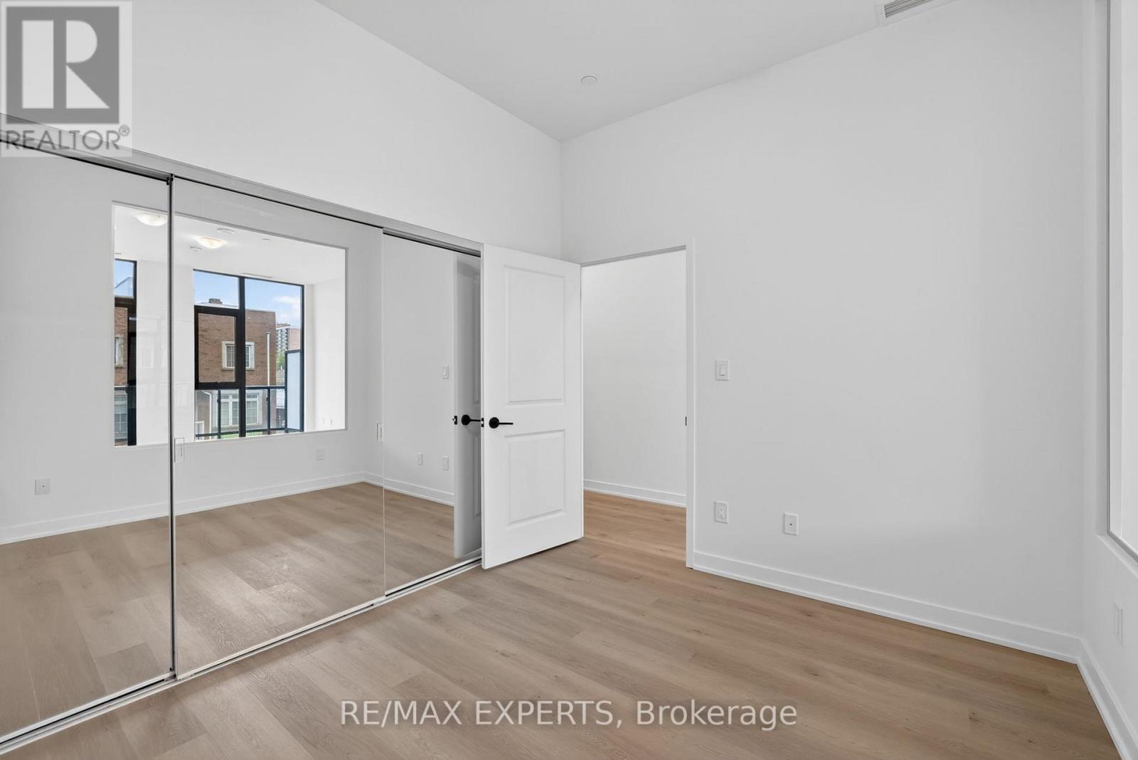 204 - 2075 Lakeshore Road, Burlington, Ontario  L7R 1E2 - Photo 26 - W13026922