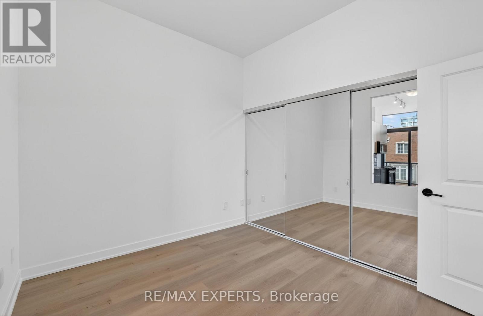 204 - 2075 Lakeshore Road, Burlington, Ontario  L7R 1E2 - Photo 25 - W13026922