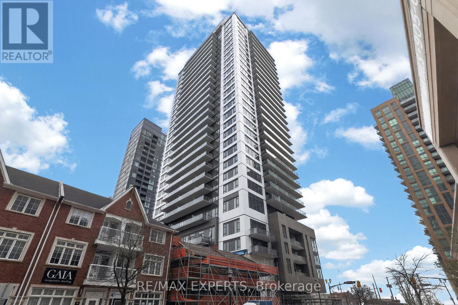 204 - 2075 Lakeshore Road, Burlington, Ontario  L7R 1E2 - Photo 3 - W13026922