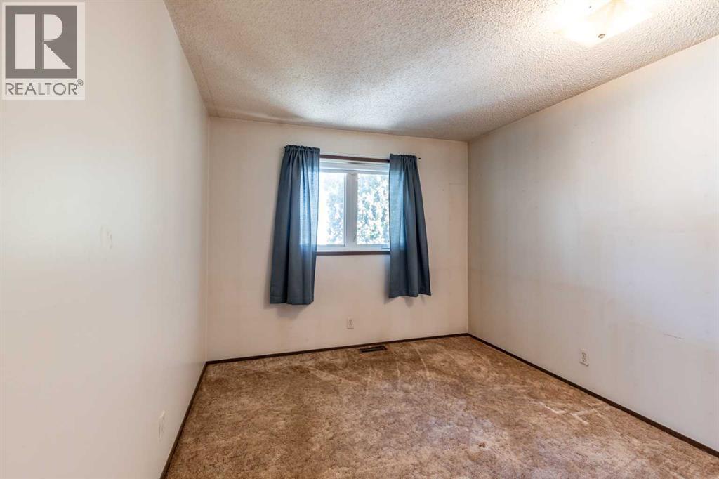 89 Sandford Crescent Se, Medicine Hat, Alberta  T1B 3K1 - Photo 12 - A2301880