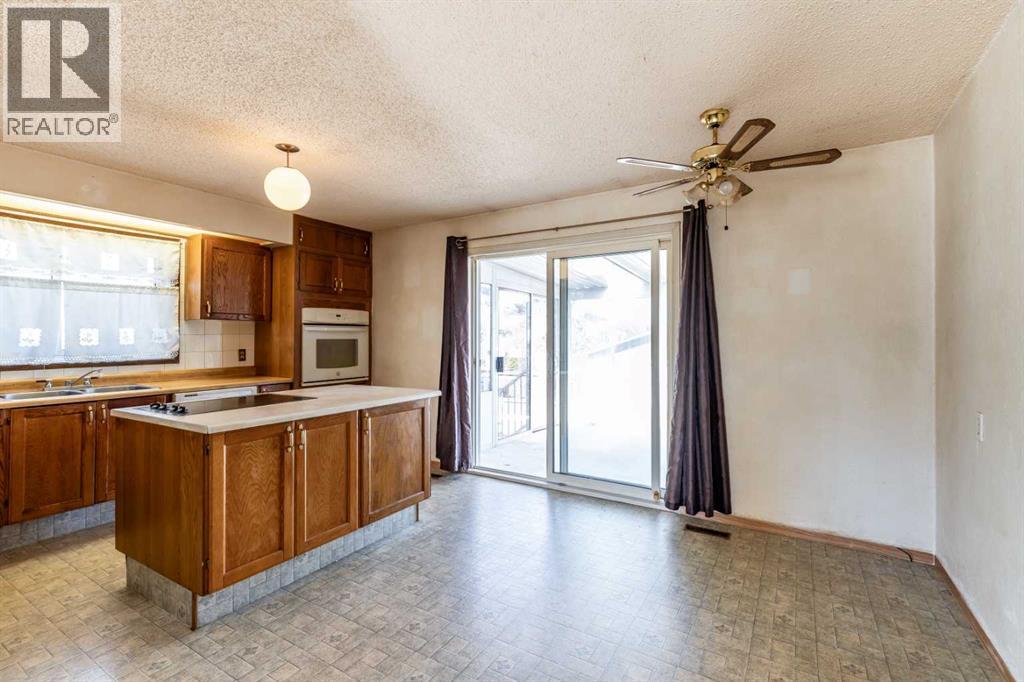 89 Sandford Crescent Se, Medicine Hat, Alberta  T1B 3K1 - Photo 14 - A2301880