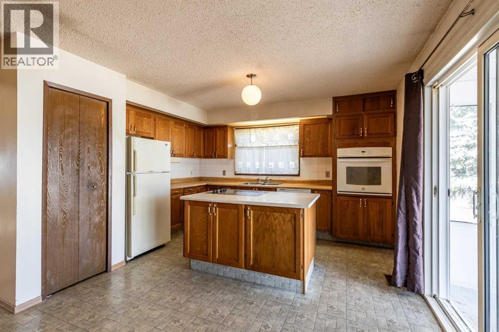 89 Sandford Crescent Se, Medicine Hat, Alberta  T1B 3K1 - Photo 15 - A2301880