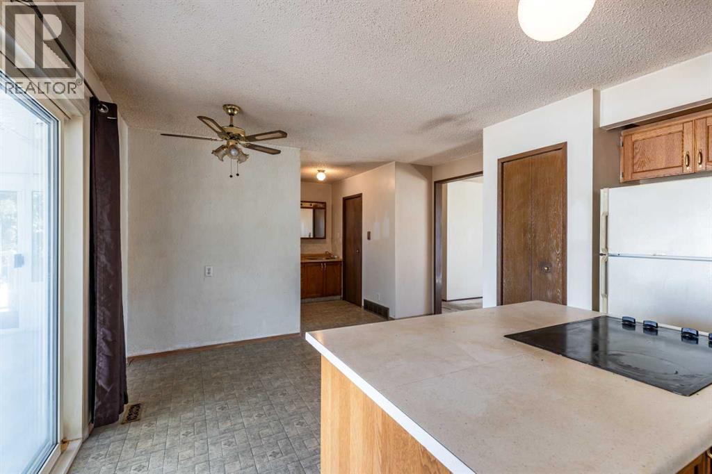 89 Sandford Crescent Se, Medicine Hat, Alberta  T1B 3K1 - Photo 17 - A2301880