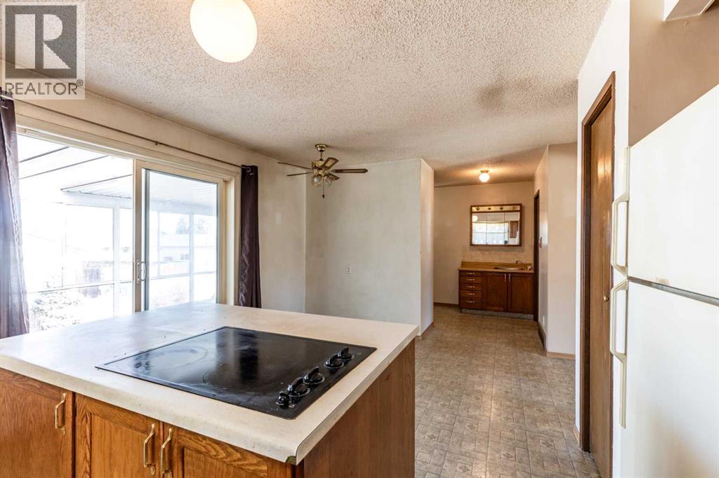 89 Sandford Crescent Se, Medicine Hat, Alberta  T1B 3K1 - Photo 18 - A2301880