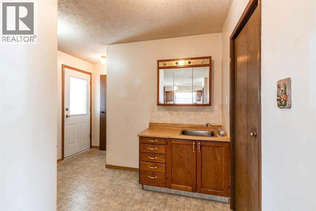 89 Sandford Crescent Se, Medicine Hat, Alberta  T1B 3K1 - Photo 19 - A2301880