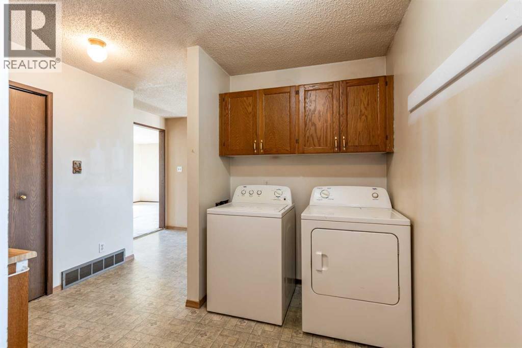 89 Sandford Crescent Se, Medicine Hat, Alberta  T1B 3K1 - Photo 21 - A2301880