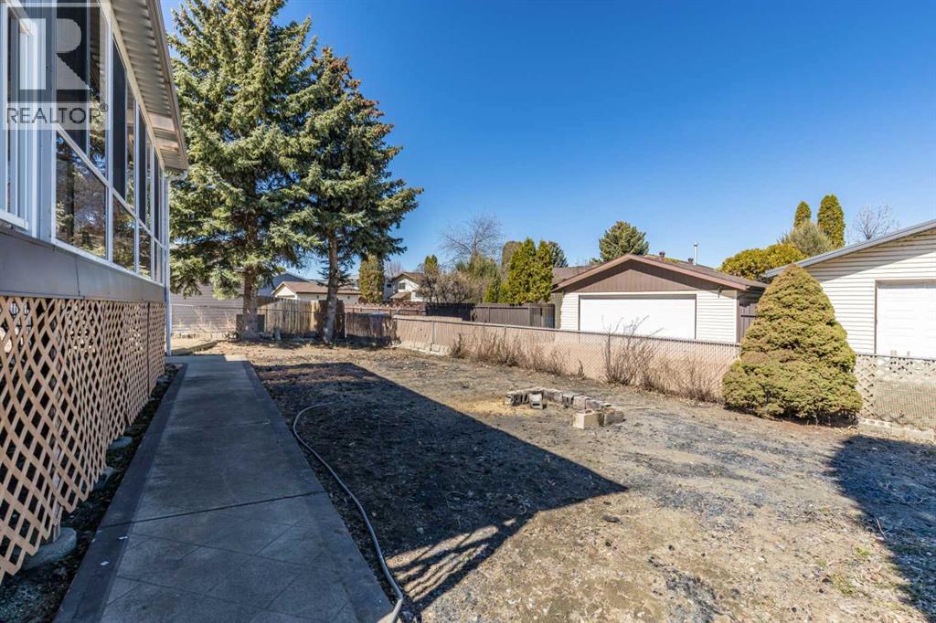 89 Sandford Crescent Se, Medicine Hat, Alberta  T1B 3K1 - Photo 34 - A2301880