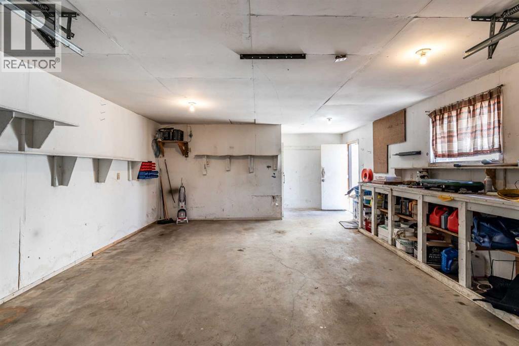 89 Sandford Crescent Se, Medicine Hat, Alberta  T1B 3K1 - Photo 44 - A2301880