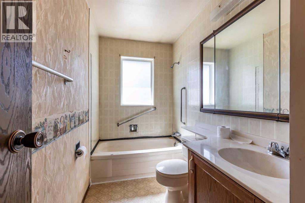 89 Sandford Crescent Se, Medicine Hat, Alberta  T1B 3K1 - Photo 9 - A2301880