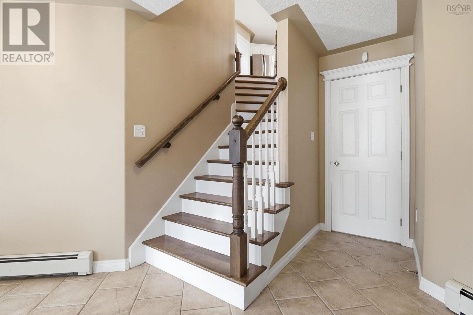 289 Nottingham Street, Bedford, Nova Scotia  B4A 4G8 - Photo 5 - 202608192