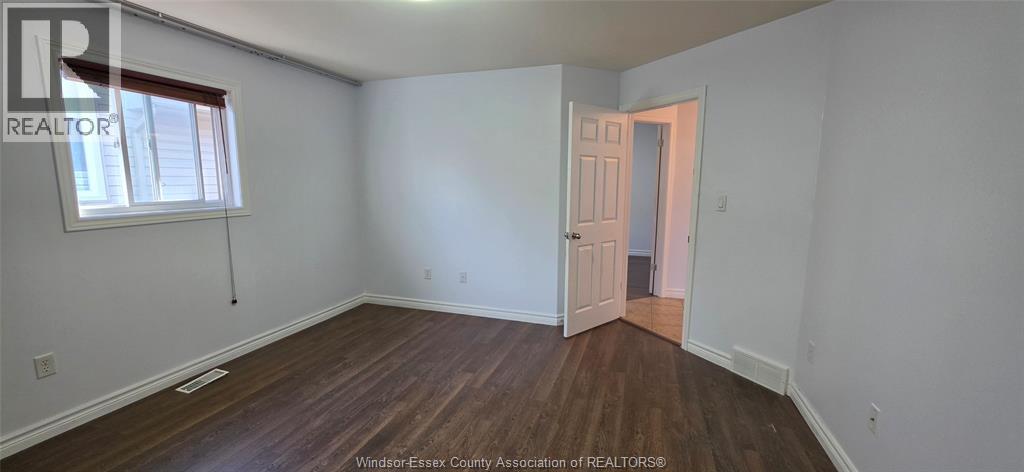 4628 Fontana, Windsor, Ontario  N9G 3C8 - Photo 10 - 26008925