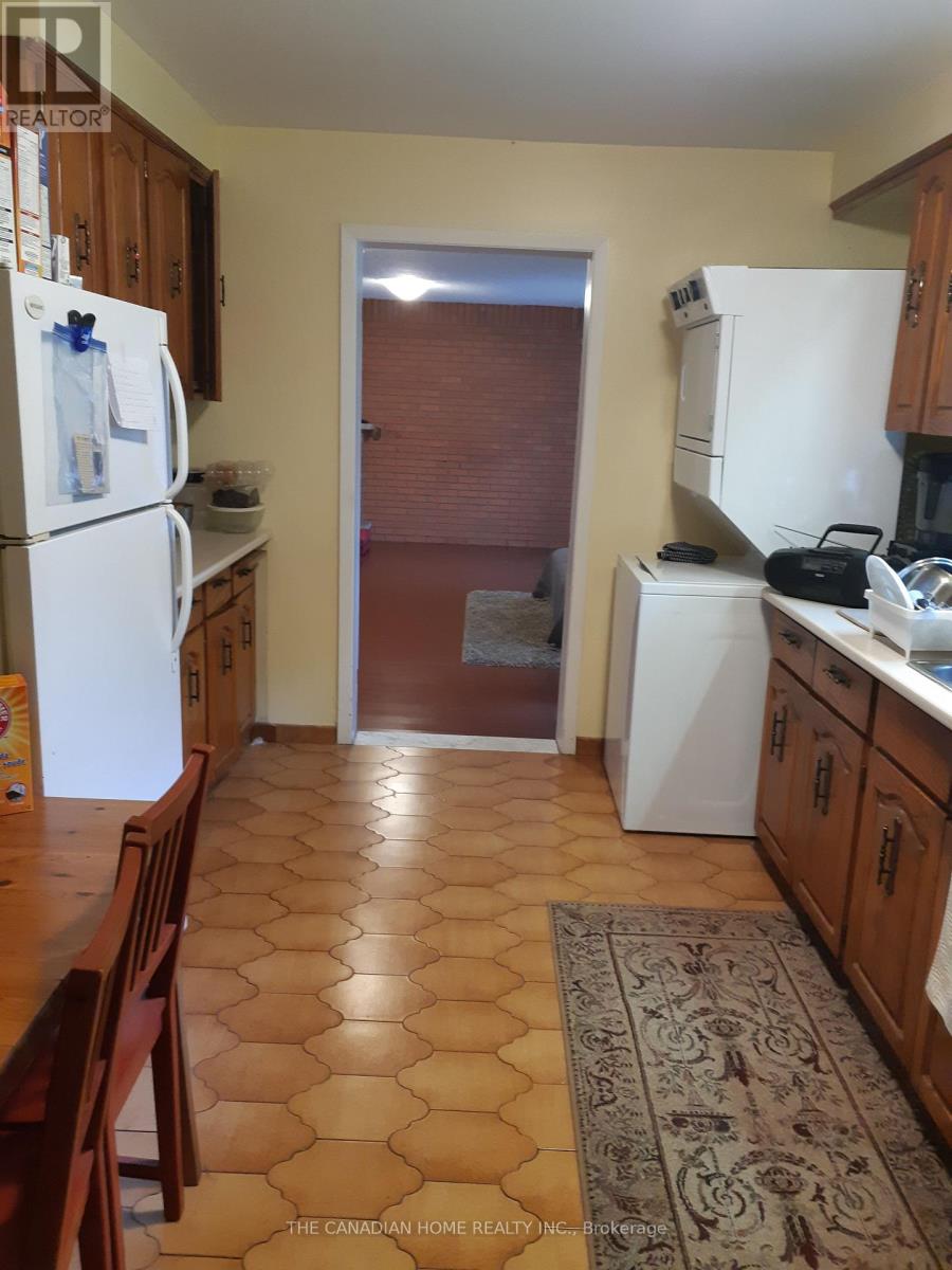 76 Westona Street, Toronto, Ontario  M9P 2Y3 - Photo 2 - W13031156