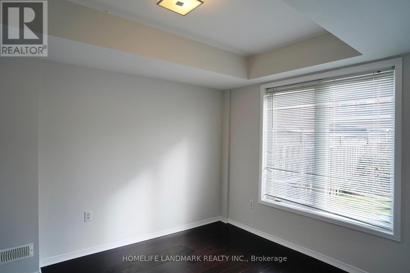 3406 Southwick Street, Mississauga, Ontario  L5M 7L5 - Photo 5 - W13031160