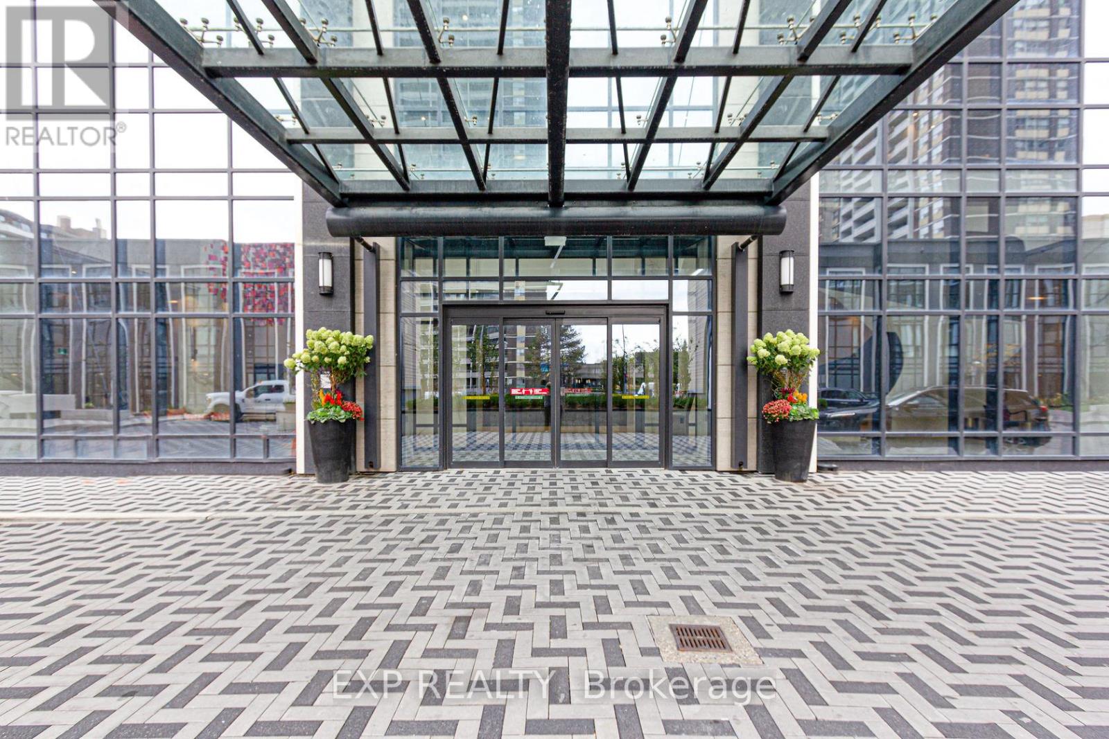 804 - 7 Mabelle Avenue, Toronto, Ontario  M9A 4X1 - Photo 3 - W13031190