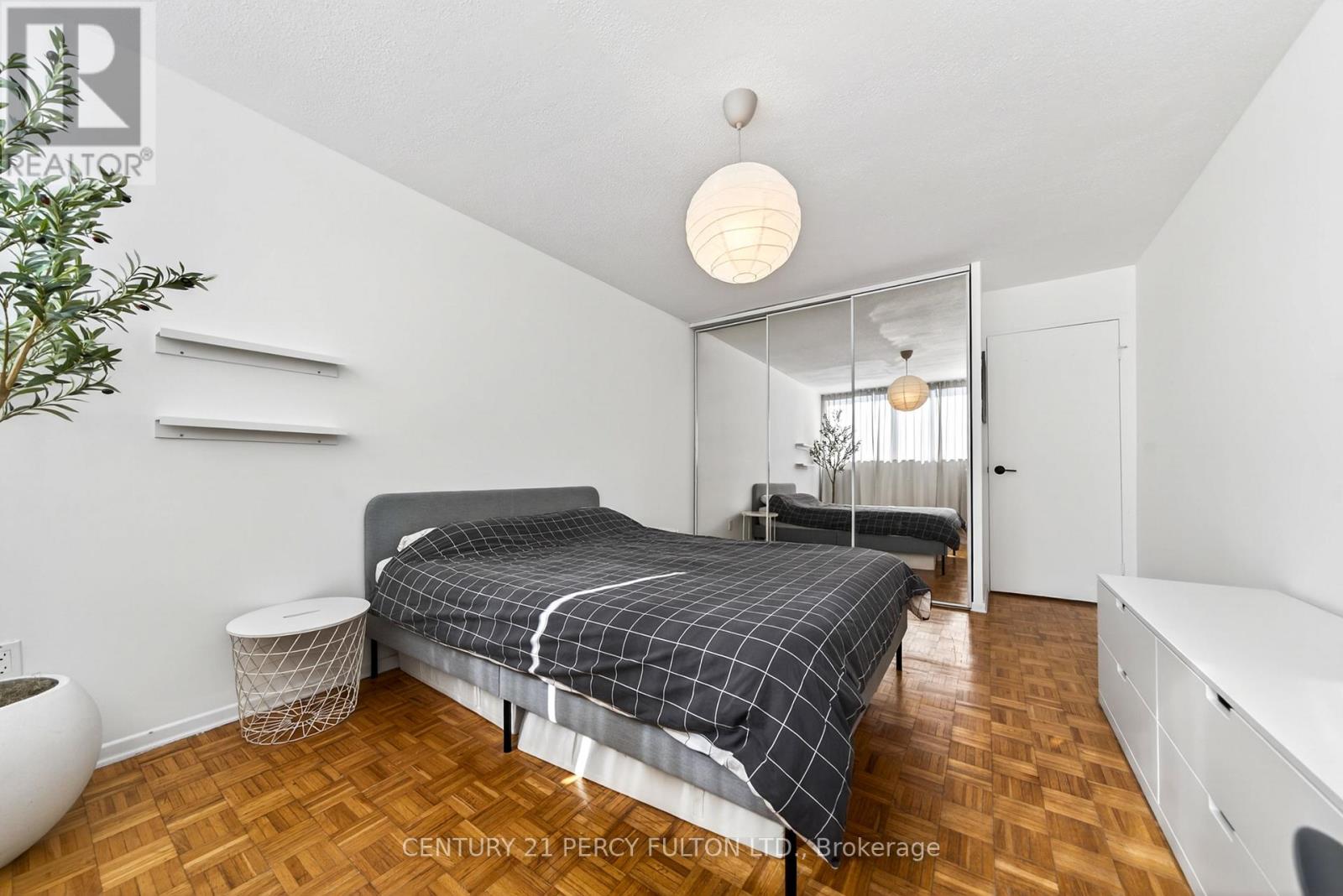 Ph 12 - 11 Wincott Drive, Toronto, Ontario  M9R 2R9 - Photo 27 - W13031198