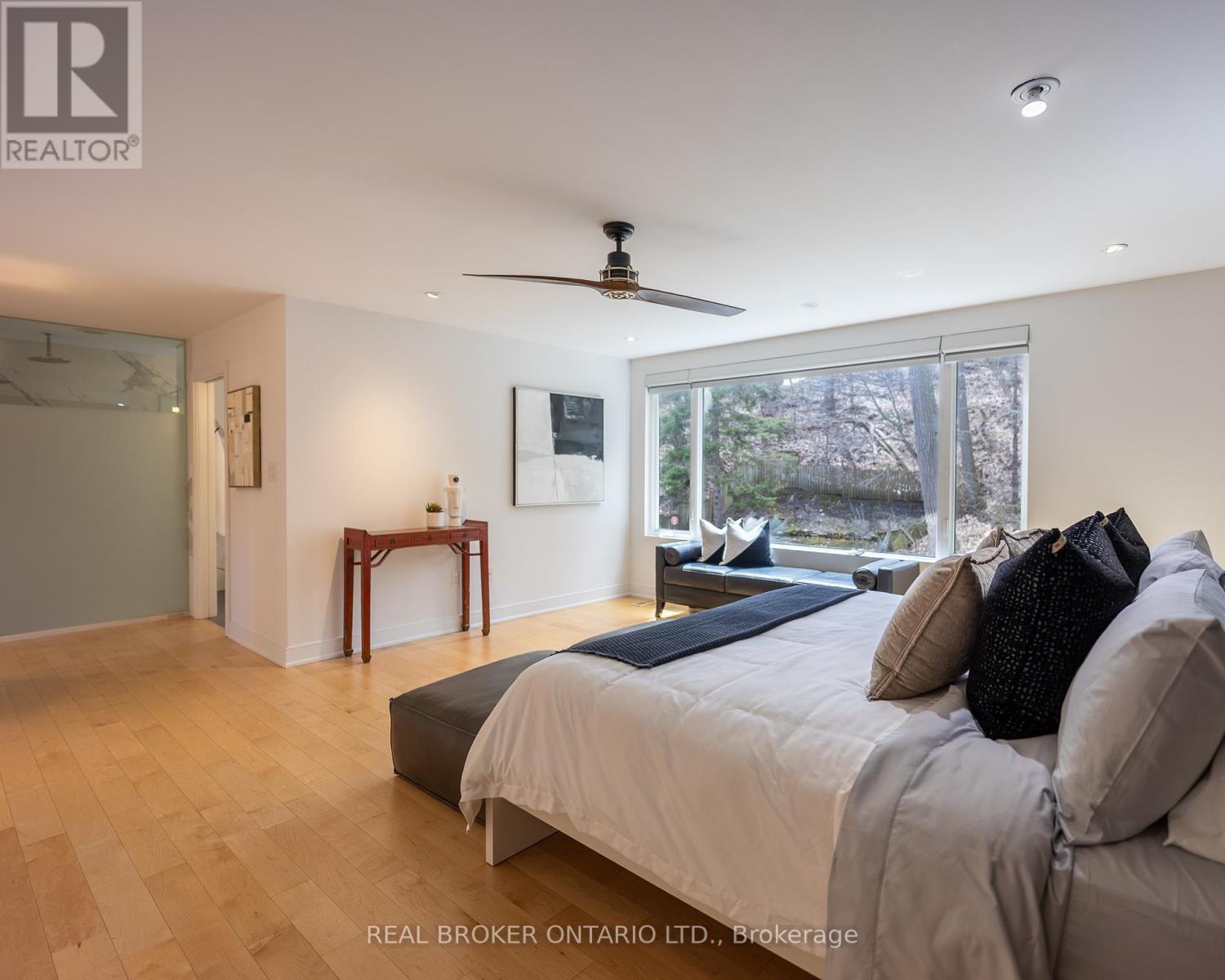 88 South Kingsway Way, Toronto, Ontario  M6S 3T3 - Photo 24 - W13031204