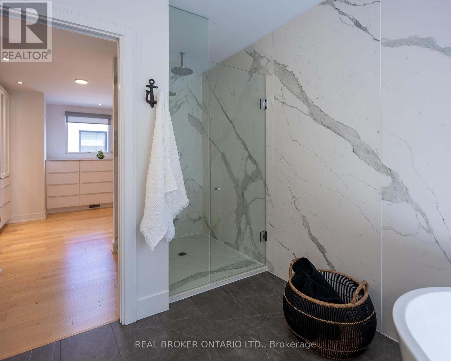 88 South Kingsway Way, Toronto, Ontario  M6S 3T3 - Photo 28 - W13031204