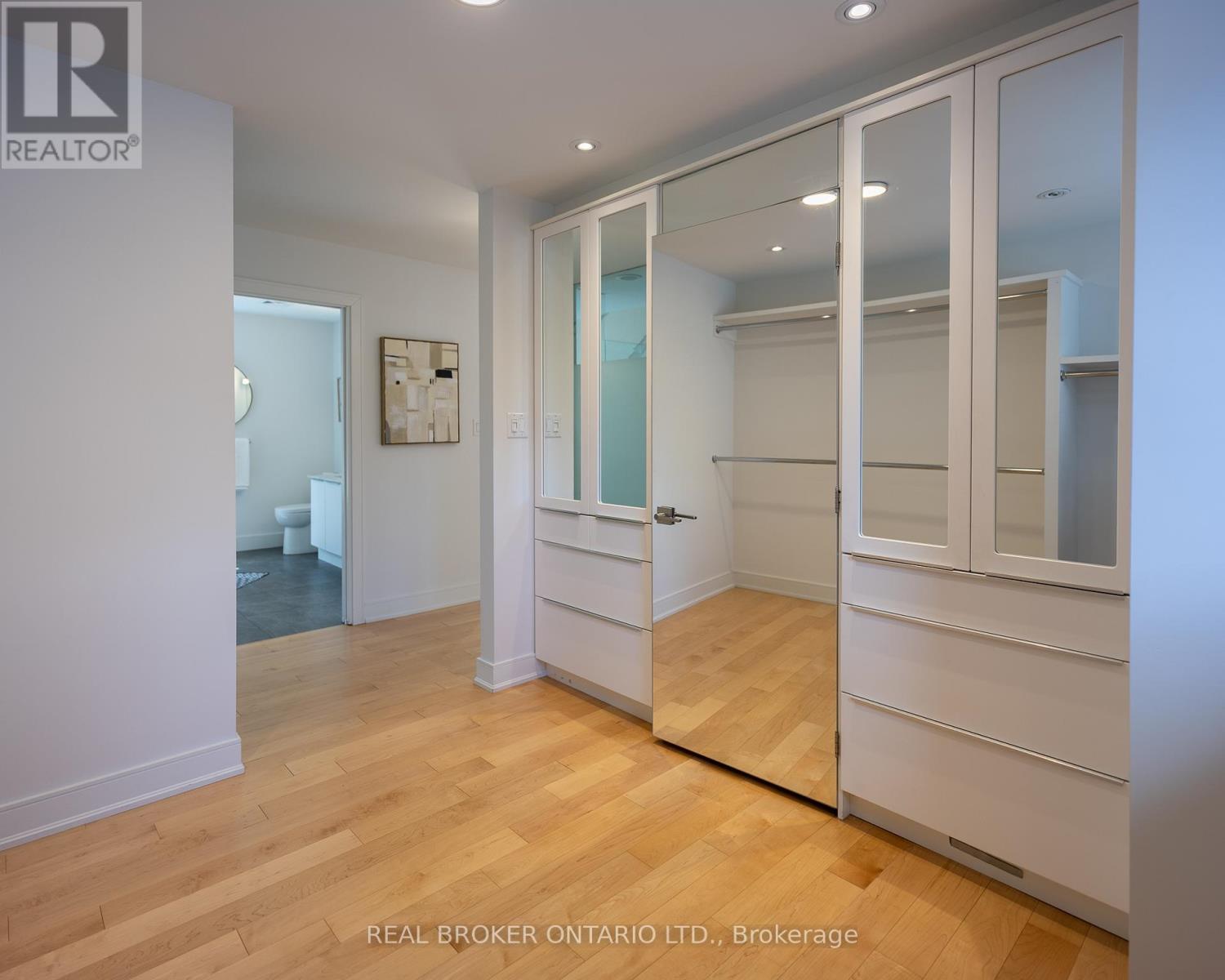 88 South Kingsway Way, Toronto, Ontario  M6S 3T3 - Photo 30 - W13031204