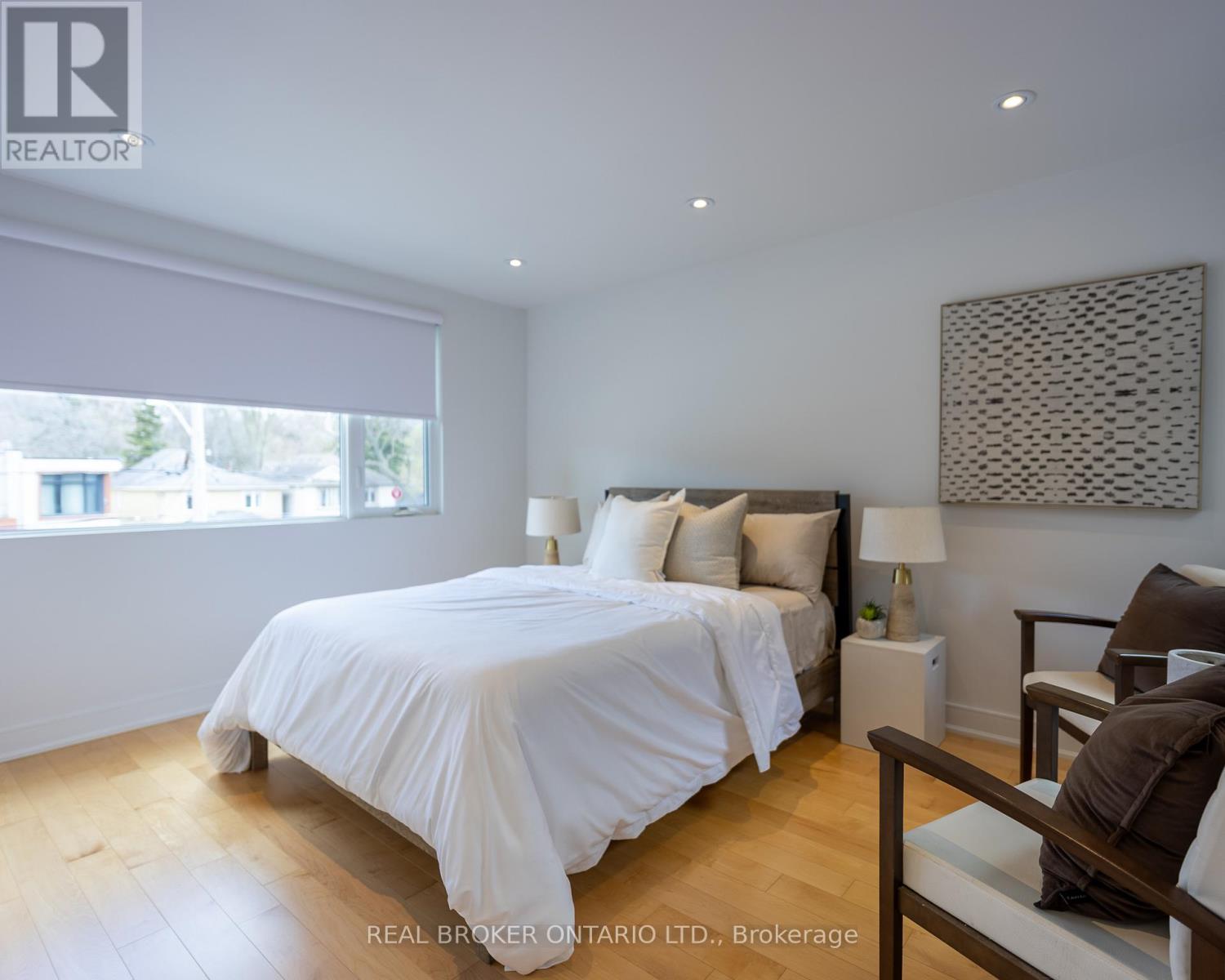 88 South Kingsway Way, Toronto, Ontario  M6S 3T3 - Photo 33 - W13031204