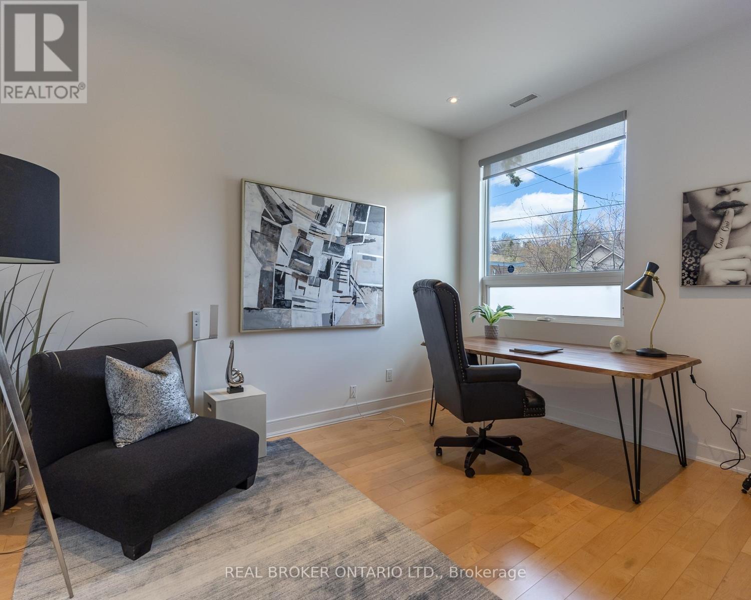 88 South Kingsway Way, Toronto, Ontario  M6S 3T3 - Photo 5 - W13031204