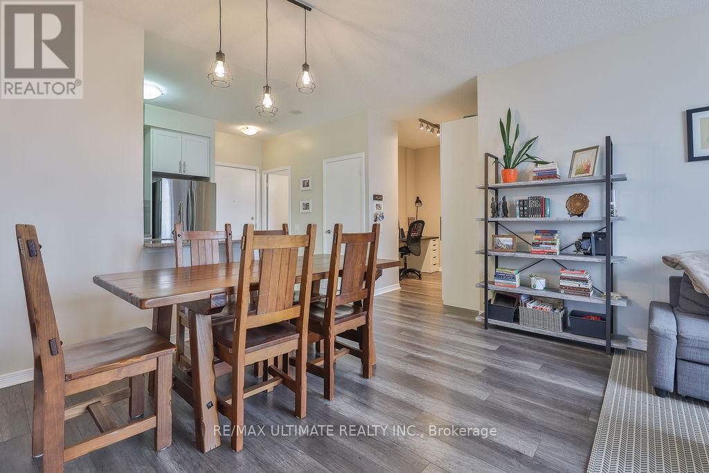 2404 - 60 Heintzman Street, Toronto, Ontario  M6P 5A1 - Photo 10 - W13031214