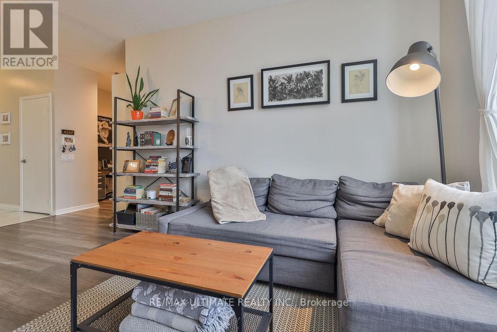 2404 - 60 Heintzman Street, Toronto, Ontario  M6P 5A1 - Photo 16 - W13031214