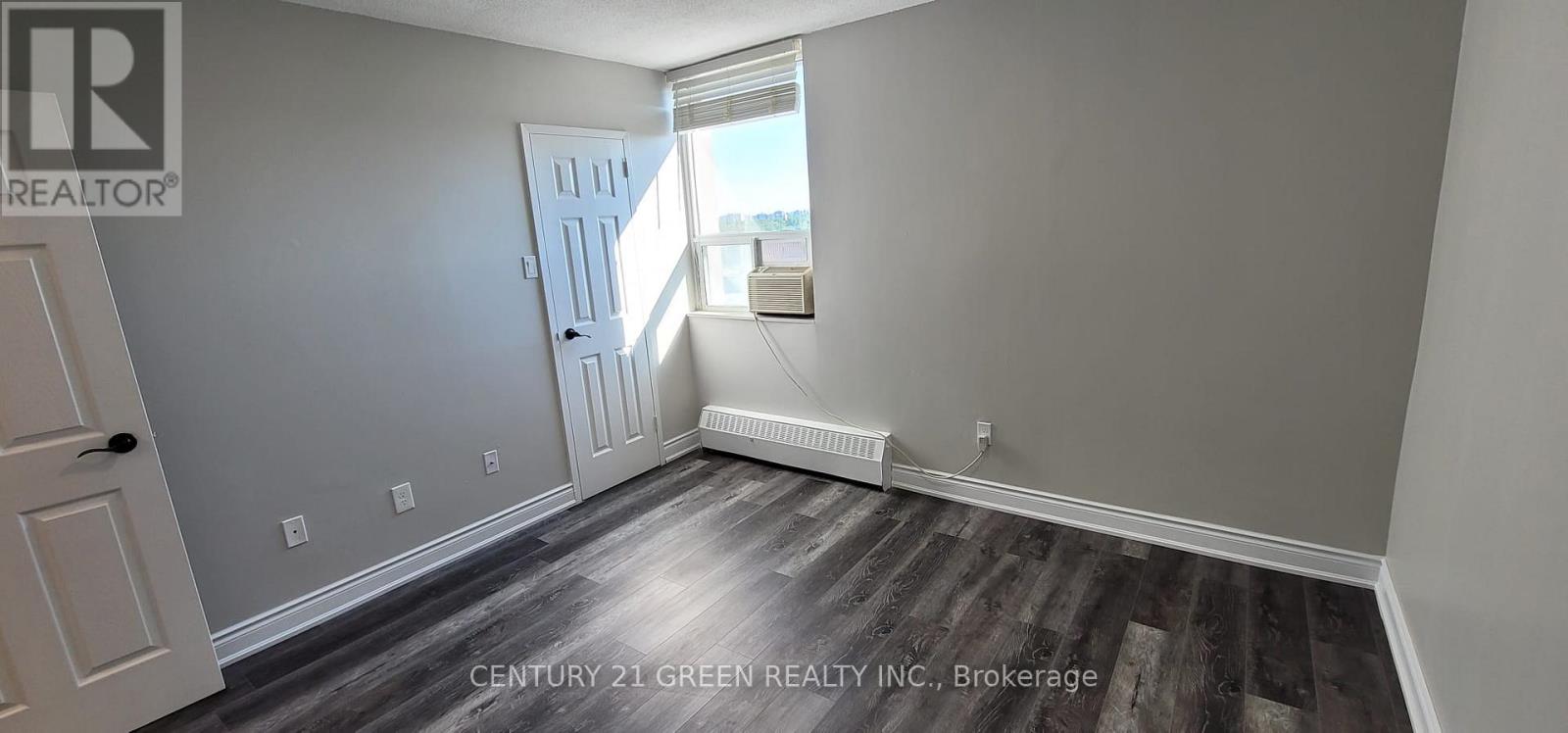 902 - 3065 Queen Frederica Drive, Mississauga, Ontario  L4Y 3A3 - Photo 14 - W13031216