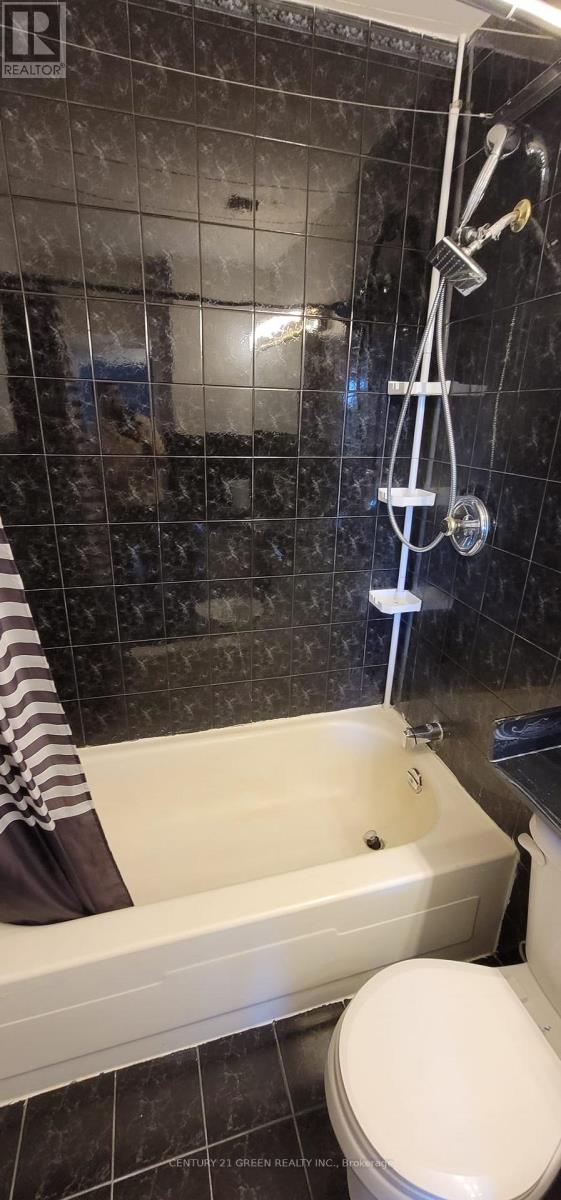 902 - 3065 Queen Frederica Drive, Mississauga, Ontario  L4Y 3A3 - Photo 19 - W13031216