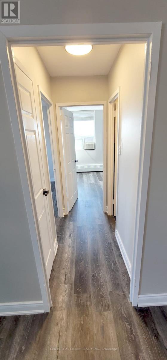 902 - 3065 Queen Frederica Drive, Mississauga, Ontario  L4Y 3A3 - Photo 7 - W13031216