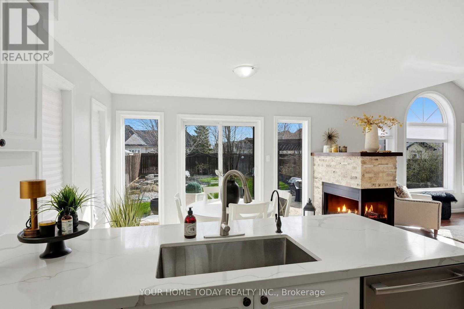 96 Lauchlin Crescent, Halton Hills, Ontario  L7G 5R5 - Photo 12 - W13031220