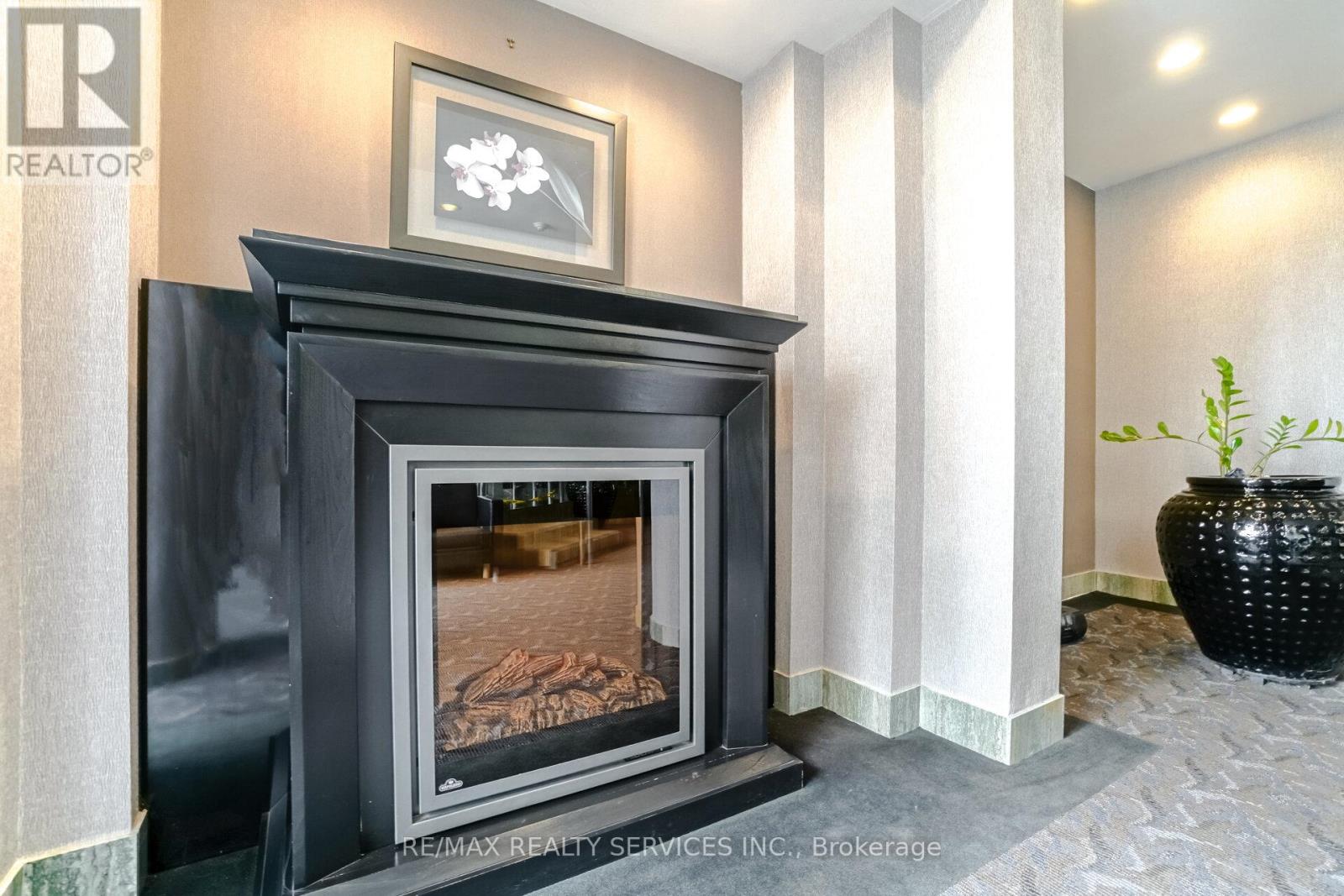 1610 - 4450 Tucana Court, Mississauga, Ontario  L5R 3R4 - Photo 6 - W13031222