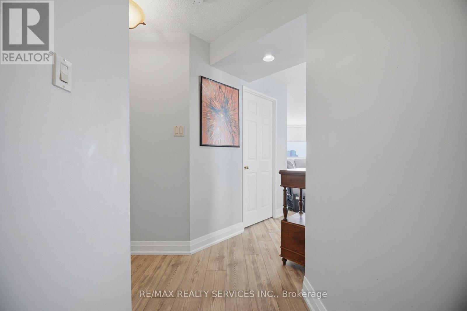 1610 - 4450 Tucana Court, Mississauga, Ontario  L5R 3R4 - Photo 9 - W13031222