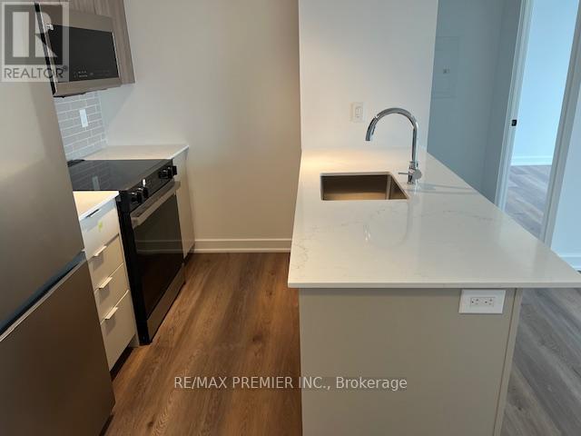 1101 - 2075 Lakeshore Road, Burlington, Ontario  L7R 0H3 - Photo 6 - W13031250