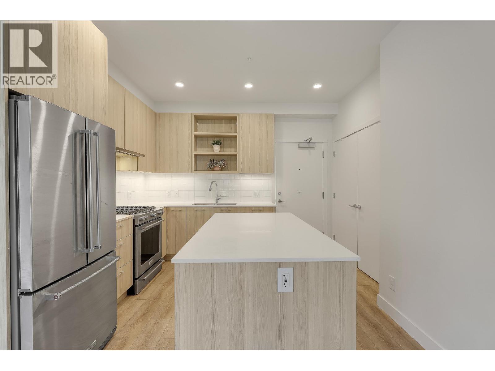 105 741 Anskar Court, Coquitlam, British Columbia  V3J 0N3 - Photo 11 - R3103581