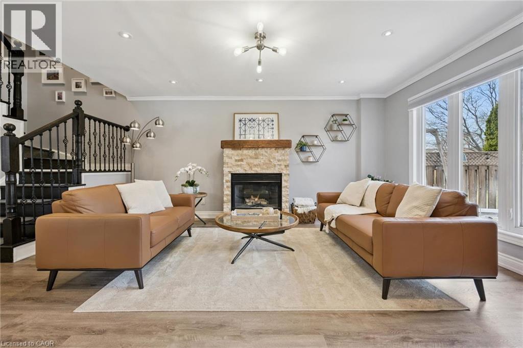 395 Maidstone Crescent, Oakville, Ontario  L6M 1C1 - Photo 17 - 40810257