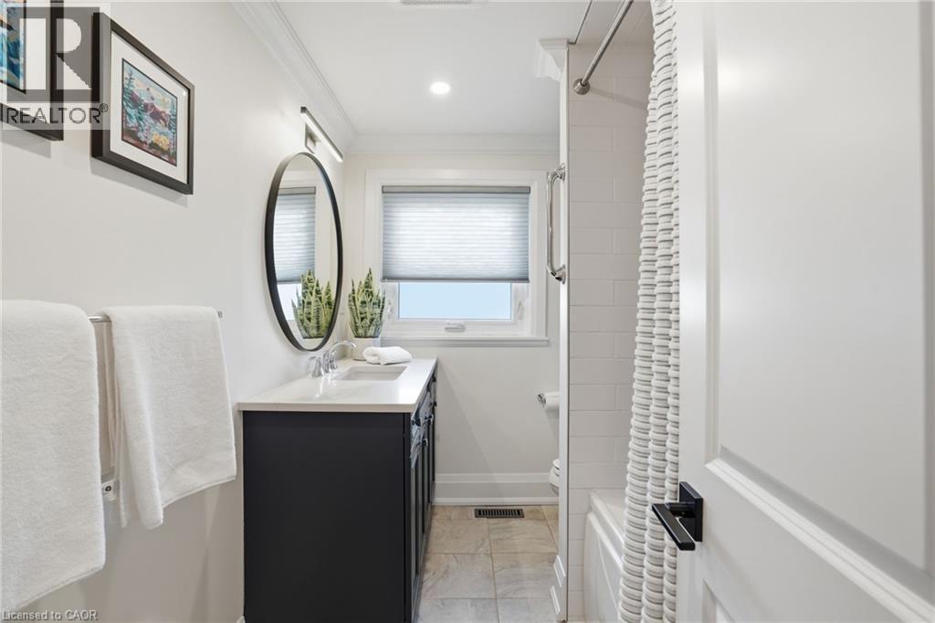 663 Mullin Way, Burlington, Ontario  L7L 4J6 - Photo 31 - 40823251