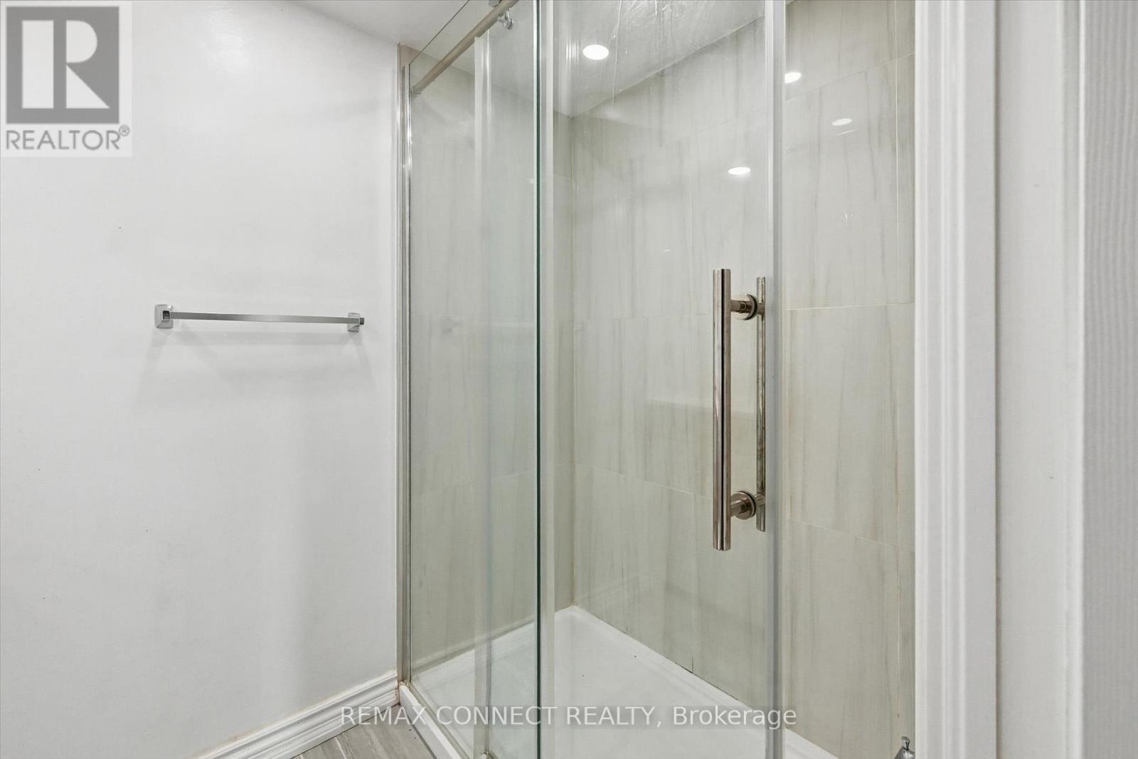 23 - 2185 Fairchild Boulevard, Burlington, Ontario  L7P 3P6 - Photo 27 - W12967266